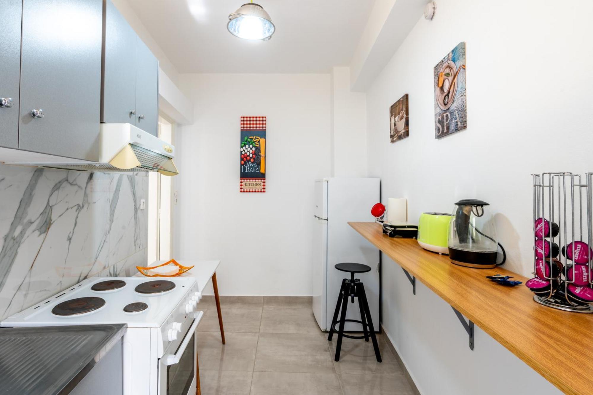 Psiri Gem From In Vivo Apartments- Spacious 1St Floor Apartment With Balcony In Athens' Historic Center ภายนอก รูปภาพ